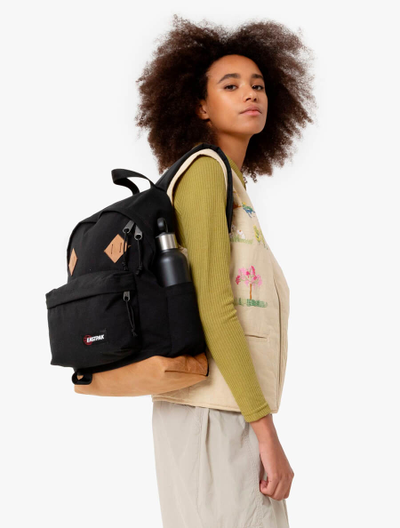 Eastpak wyoming on sale