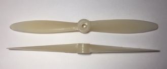 Plastic propeller 8x4