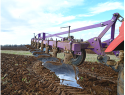 Плуг отвальный ПЛН-8-35