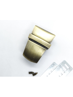 замок на винтах антик лакированный 4 см х 2,5 см