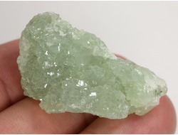 Пренит, сросток кристаллов, Мали (38*24*22 мм, 19,5 г) №36156