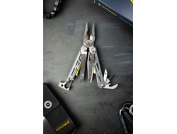 Leatherman Signal Gray