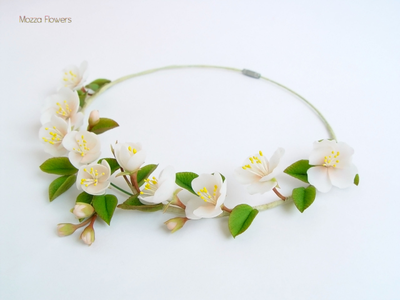 Колье с яблоней "Нежнее нежного".