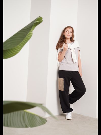 Худи с боковыми карманами