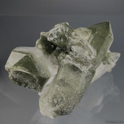 Горный хрусталь с включениями хлорита. Северная Осетия. 52*25*30мм.