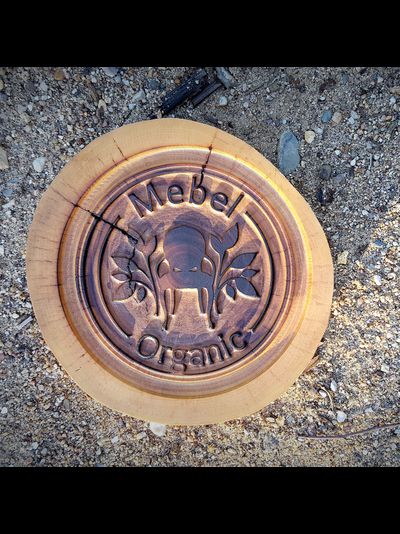 спилы с логотипом