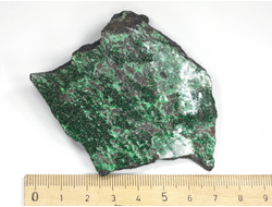 Уваровит кристаллы на породе, Урал (72*73*18 мм, 124 г) №25856