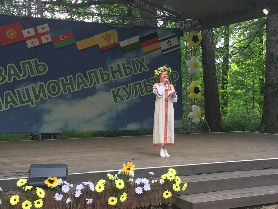 13-ый Фестиваль национальных культур "В гостях у Олениных" Приютино