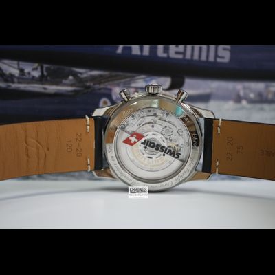 Breitling Navitimer B01 SwissAir AB01211B1B1X1