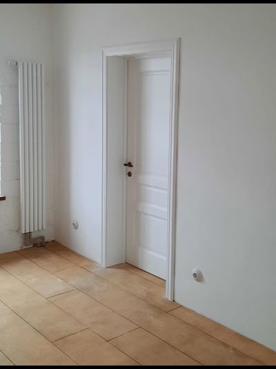 ЛАЙНДОР (УЛЬЯНОВСК)/ МОДЕЛЬ КАЛИНА-К/ НАТУРАЛЬНЫЙ ШПОН ЯСЕНЯ/ ТОН 70 (ТЕКСТУРНАЯ БЕЛАЯ ЭМАЛЬ )