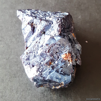 Куприт — кристаллы 45*32*24 мм