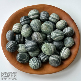 Змеевик с хризотилом округлая галтовка 20-30 мм, цена за штуку