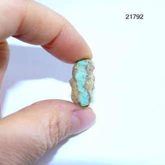 Бирюза натуральная (необработанная) Казахстан арт.21792: 2,8г - 19*11*10мм
