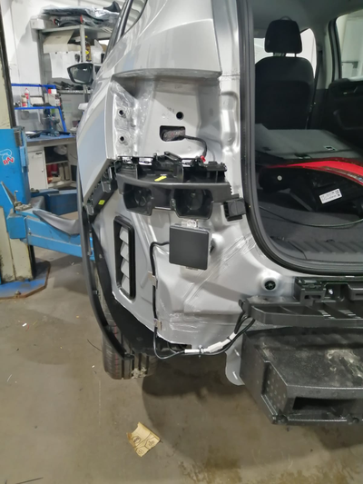 Контроль слепых зон SmartAssist