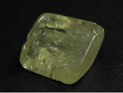 Апатит зеленый, галтовка, Бразилия (13*12*8 мм, 2,5 г) №28505