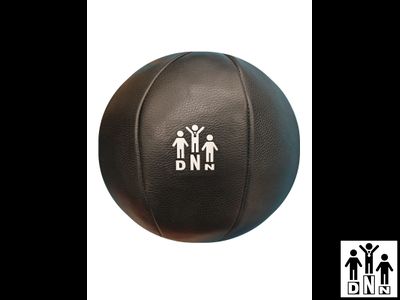 Набивной мяч медбол 3кг из натуральной кожи со шнуровкой