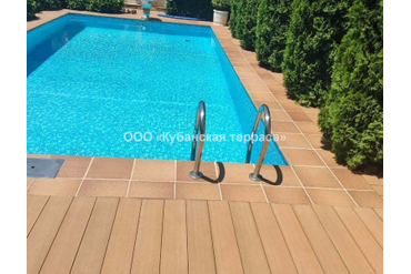 Терраса ДПК вокруг бассейна