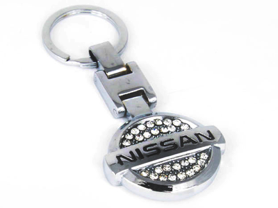 БРЕЛОК НА КЛЮЧИ С ЛОГОТИПОМ АВТО И СТРАЗАМИ