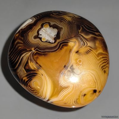 Агат, галтель. Мадагаскар. 55*47*30мм