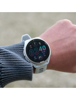 Умные часы Garmin Forerunner 965 Whitestone / Powder Gray Titanium