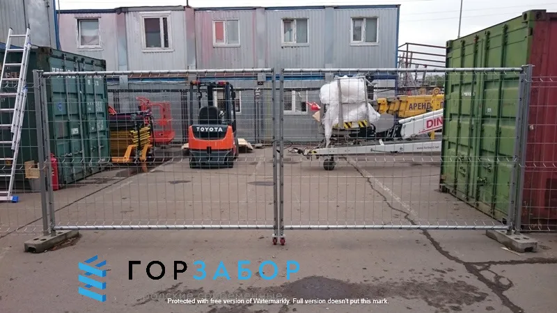 Временное ограждение стройки