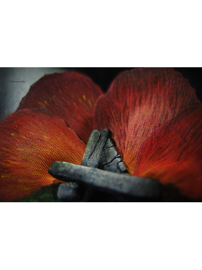 Брошь с лепестками роз "Возвращая Воспоминания", украшение в стиле готики