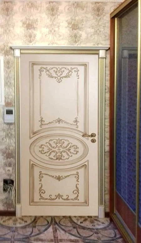 Панель на входную дверь