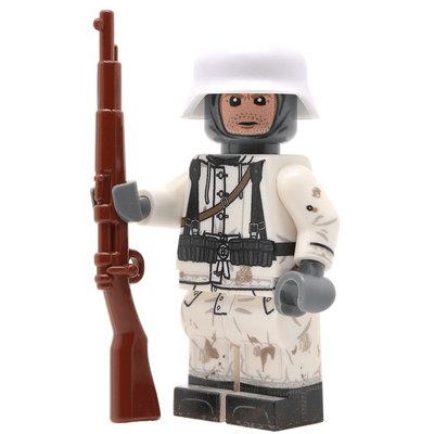 UnitedBricks WW2 German Winter Soldier (Kar98k) | Немецкий стрелок в зимнем камуфляже