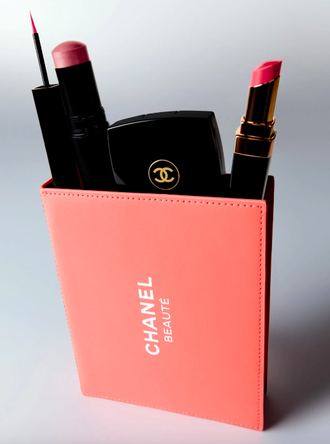 Coco chanel makeup bag best sale