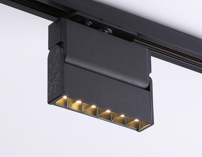 Трековый однофазный светодиодный светильник GL 6813 BK черный LED 6W 3000K 24° 115*22*87