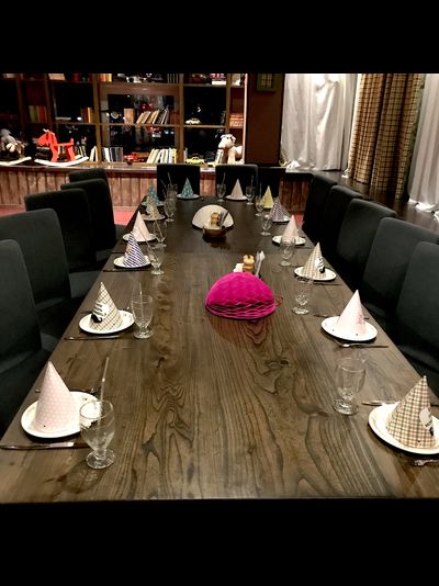 стол банкетный из слэбов карагача