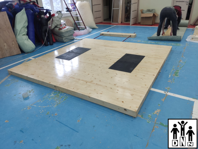 Помост тяжёлоатлетический