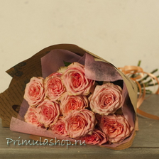 Букет из кремово-розовых роз