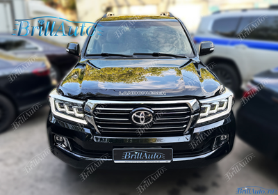 Рестайлинг Toyota Land Cruiser 200 07-15 стиль 21 + фары стиль LC300