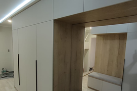 Шкаф в прихожую