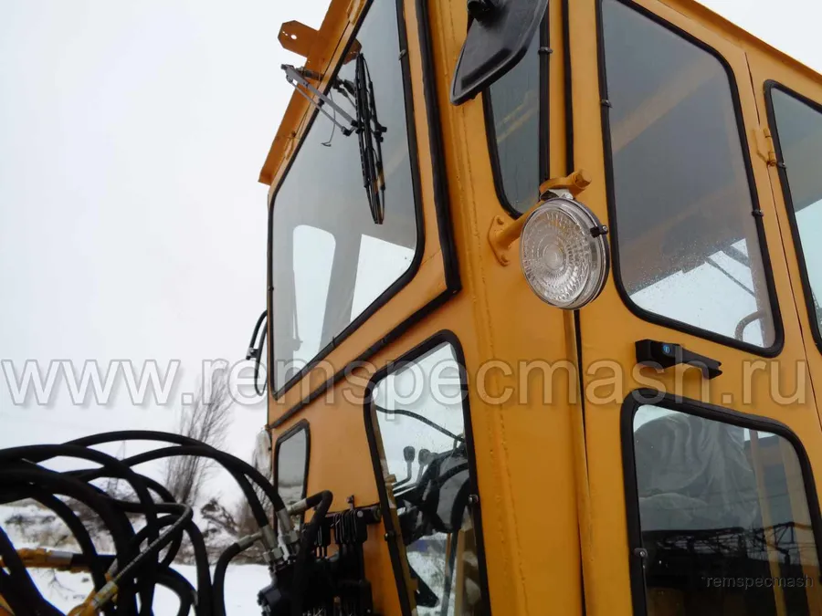 Автогрейдер ДЗ-122 после полного капремонта