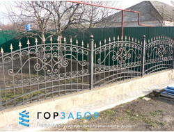 Забор из мощного кованого металлического профиля купить