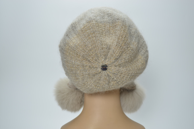 Вязаная итальянская шапка ушанка с помпонами для женщин