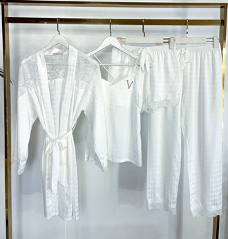 Домашняя одежда Виктория Сикрет 4в1 цвет белый