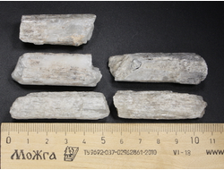 Натролит, кристалл в ассортименте, Ловозерский массив, Кольский полуостров (40-50 мм, 13-17 г) №26317