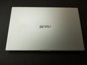 ASUS VIVOBOOK S13 S330FA-EY127T ( 13.3 FHD IPS I3-8145U (Intel UHD Graphics 620) 4GB 256SSD )