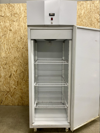 Холодильный шкаф italfrost S700 л