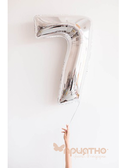 Серебряная фольгированная цифра 7