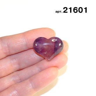 Флюорит натуральный (сердце) арт.21601: 10,0г - 20*26*13мм