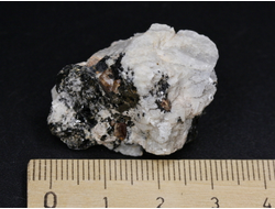 Циркон (кристаллы в породе), Россия, Южный Урал (27*23*23 мм, 16 г) №26071