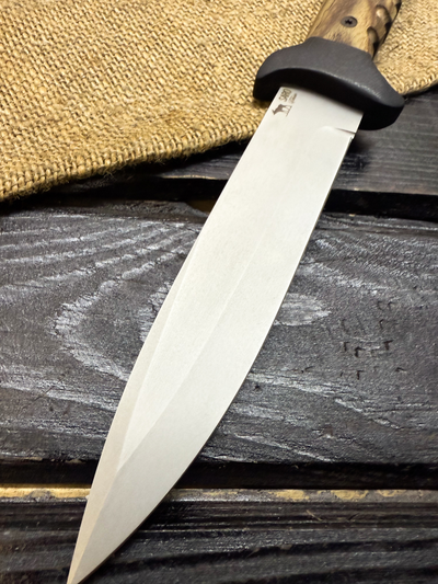 Подарочный нож 6Х9С сталь AUS10, рукоять комбинированная G10 и стабилизированное дерево коричневое