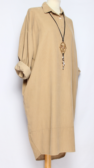 Платье-рубашка Бохо вельветовое "Тюльпан разрез" бежевое до р.52