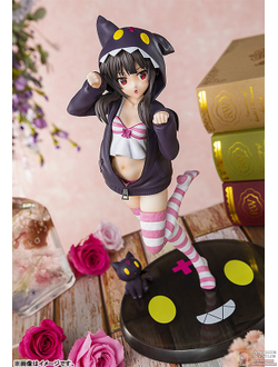 Фигурка 1/7 Мэгумин (Megumin Hoodie☆Look Chomusuke Ver.)