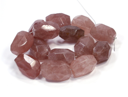 Бусина Кварц клубничный, свободная форма 15-18 мм (1 шт.) №15184