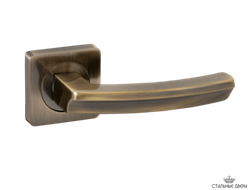 Ручка на квадратном основании VETTORE R06.033 AB (Бронза)